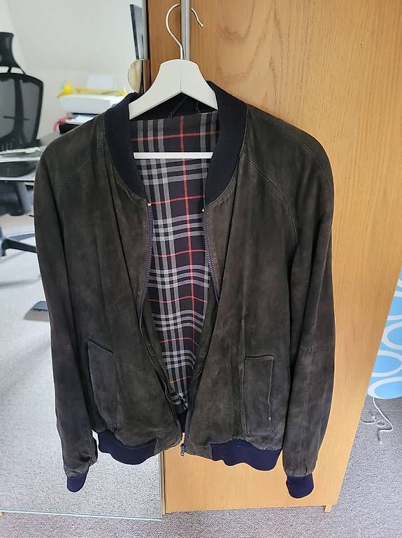 Jacken: Burberry Bomber Jacket Medium – Gebraucht aus Zürich von nikostr