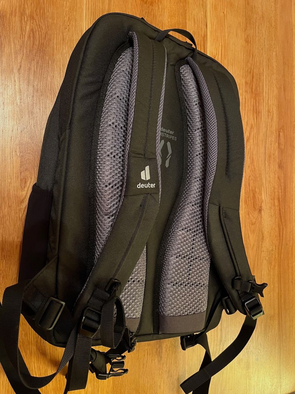 Deuter Sacs à dos: Sac à dos Deuter Giga 28l – D'occasion à Eclépens par meegogeem 3
