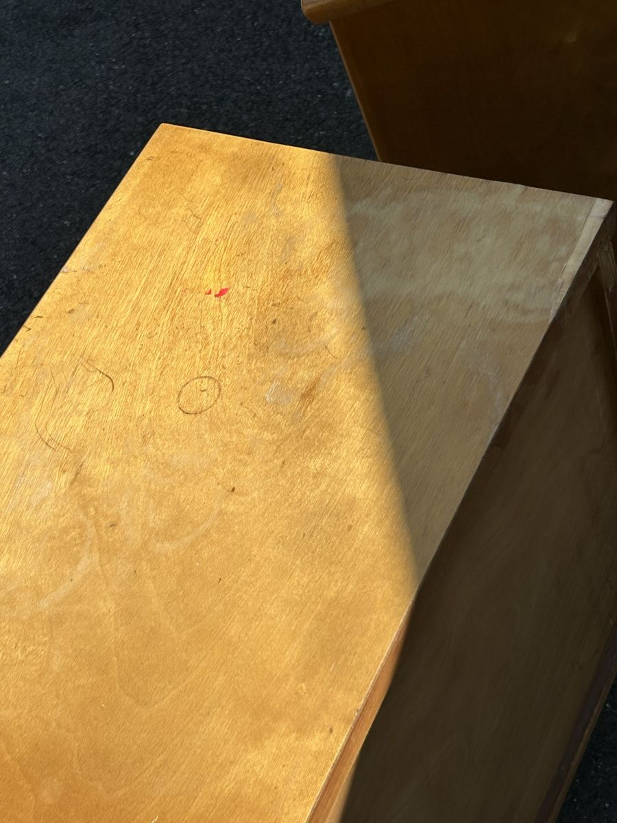 Comodini: Tables de chevet vintage en bois, set de 2. Solide. – Usato da Thierrens venduto da Bigla 3