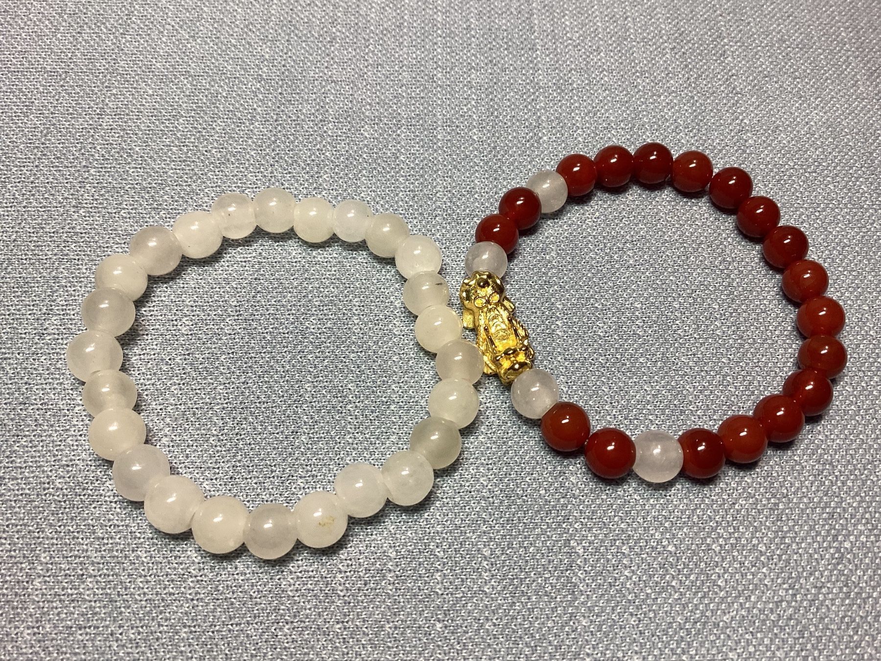 Bracciali & Braccialetti: Jade + Roter Achat Armbänder mit Glücksbringer Pixiu – Nuovo e nell'imballaggio originale da Laax venduto da kri_95f5 5