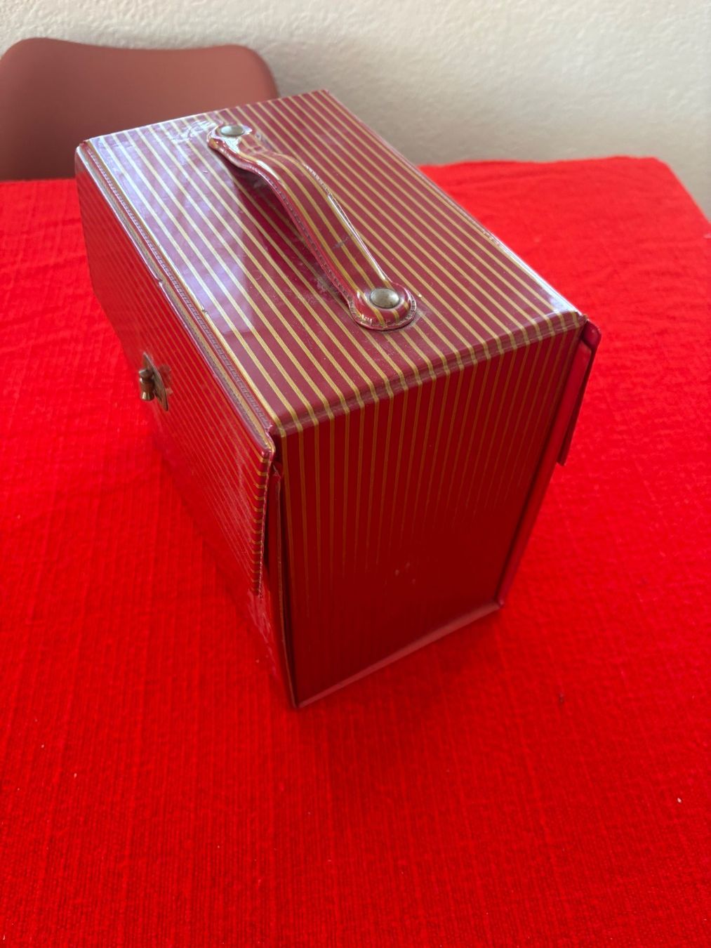 Altro in Decorazioni & Accessori: Boite pour 45's / 45 Singles Storage Box, 1960s – Usato da Crans VD venduto da ala_gfv9 2
