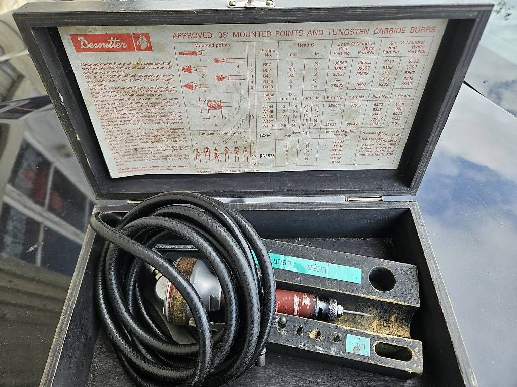 Toutes les machines: Desoutter "Collet Grinder" – D'occasion à Neftenbach par Wummwila