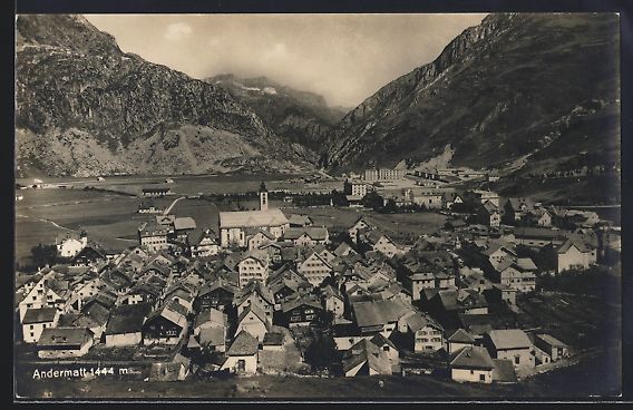 Cartoline postali: Andermatt, Totalansicht mit Bergblick au – Usato da Berlin venduto da bartko-reher