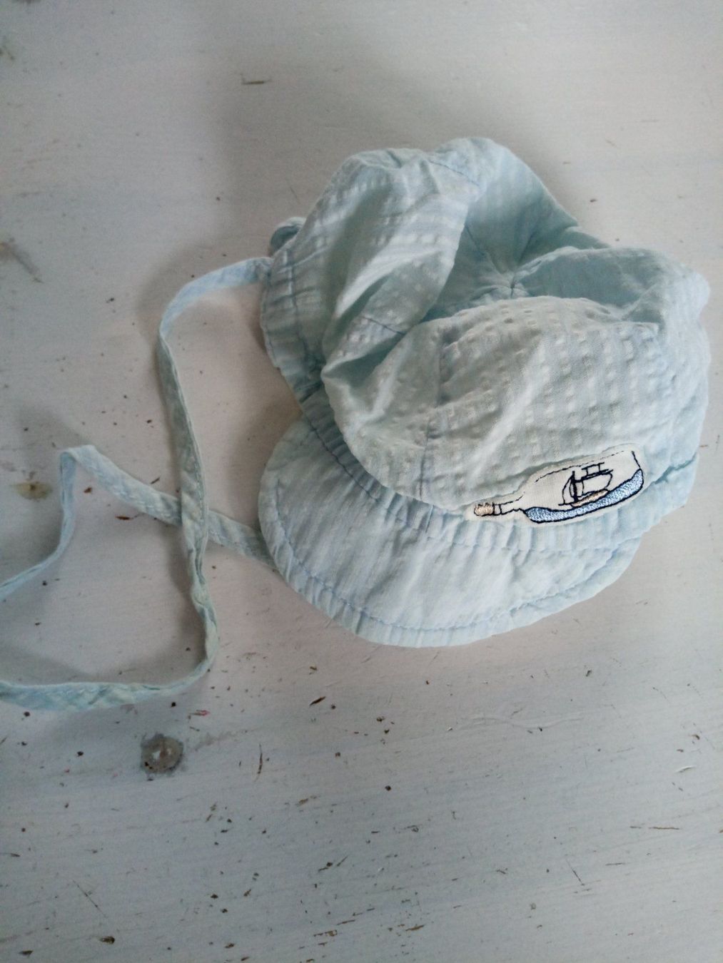 Berretti & Sciarpe: Babysonnenschirmmütze – Usato da Beckenried venduto da Havacola 1