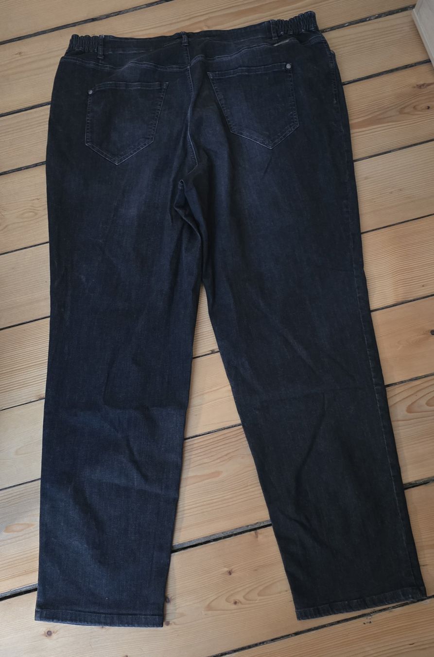 Jeans: Neuwertige Jeans von Ascari Gr. 52 – Gebraucht aus Escholzmatt von Koenigskind2023 4