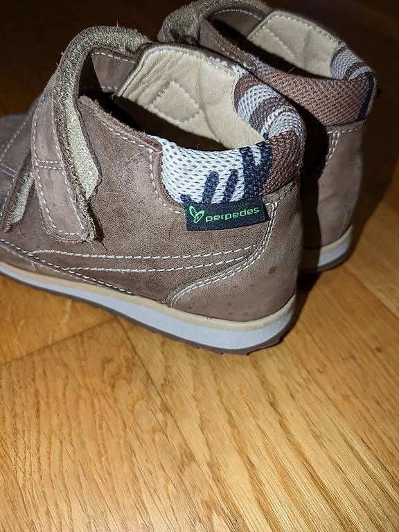Scarpe per ragazzi: Orthopädische Schuhe  – Usato da Utzenstorf venduto da dil_7bt7 1