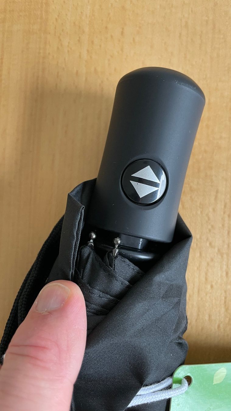 Knirps Regenschirme: Regenschirm Schirm Knirps 96cm Durchmesser – Neu (gemäss Beschreibung) aus Glattfelden von cybermaxx 1