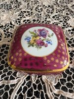 Antikes Porzellan-Döschen Martinroda mit Golddekor 9x9 cm