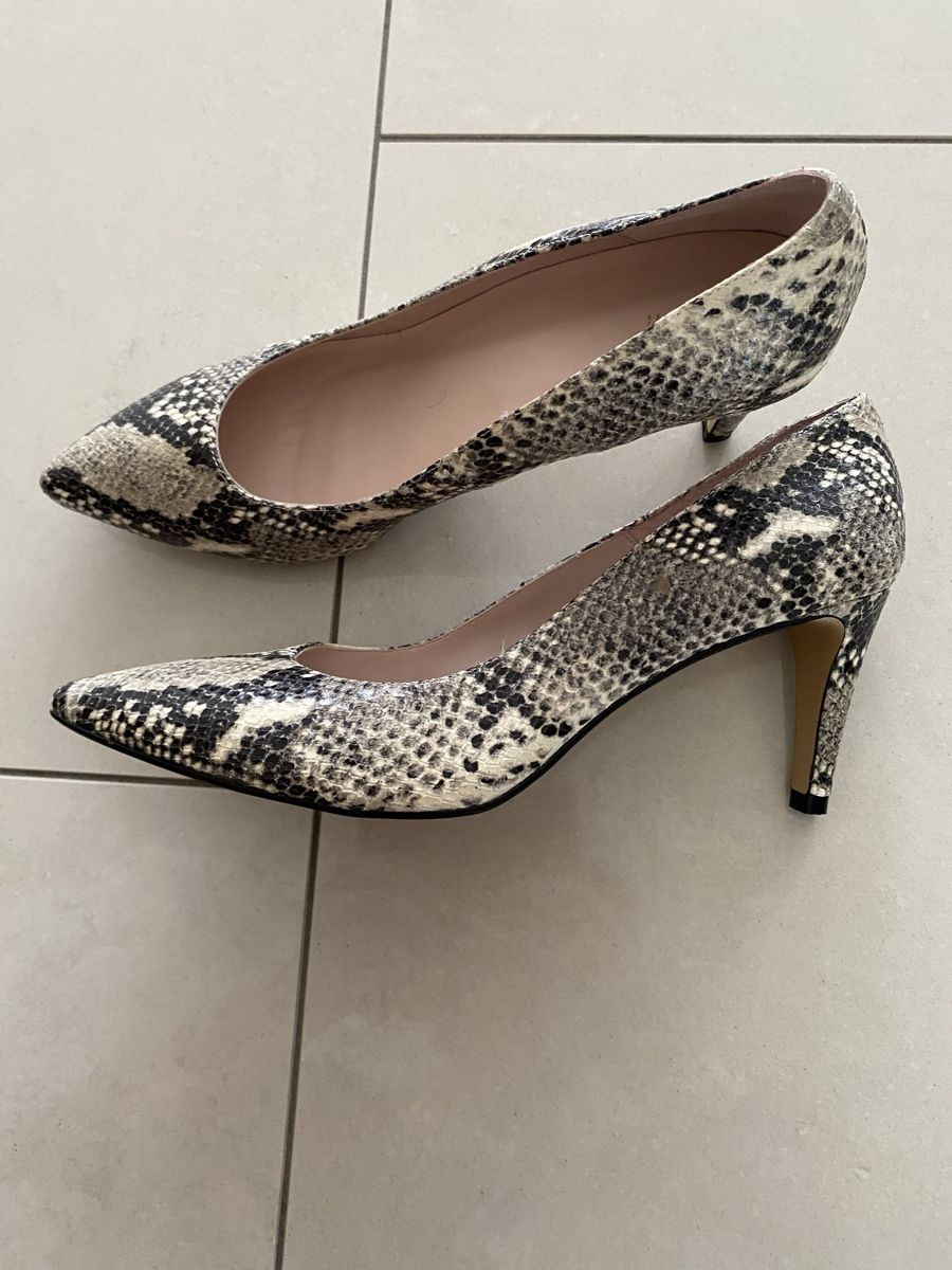 Scarpe da donna: Nee Leder Schuhe 41 – Nuovo (secondo la descrizione) da Kreuzlingen venduto da Lukma64
