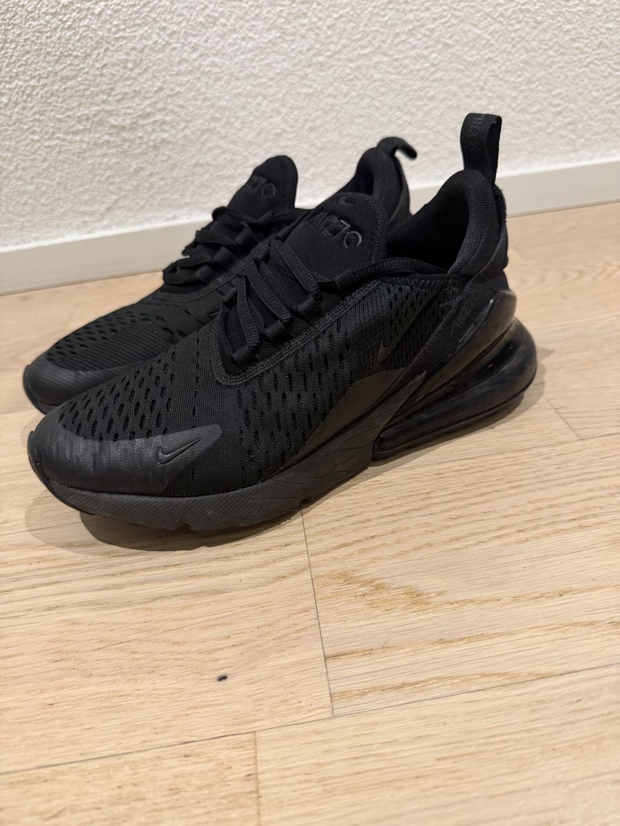 Nike Scarpe da donna: Nike Laufschuhe Grösse 38 – Usato da Liestal venduto da Dri.Ma