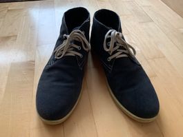 Wildleder-Schuhe