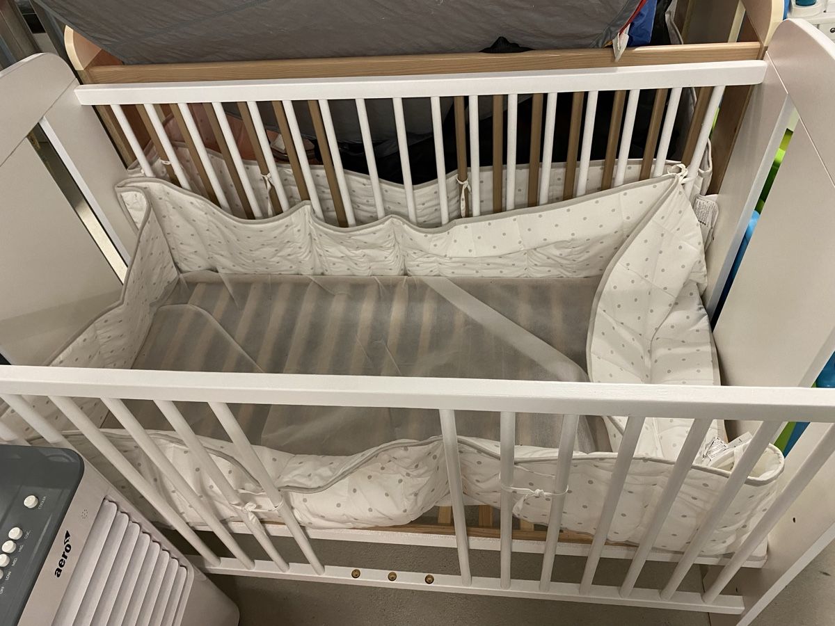 Betten: Schönes  Kinderbett  weiss oder beige – Gebraucht aus Bülach von Andy655 4