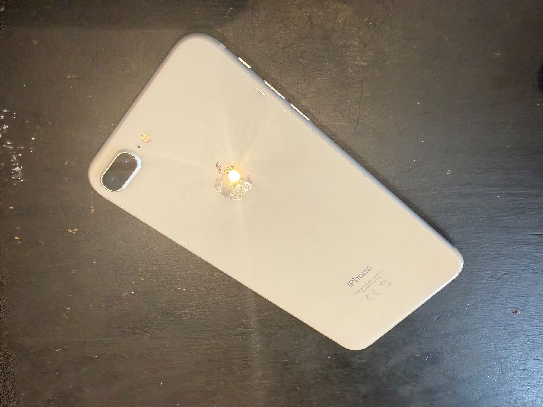 Apple Handys / Smartphones: Apple iPhone 8 Plus 64GB – Gebraucht aus Siebnen von icrservicesolutions 2
