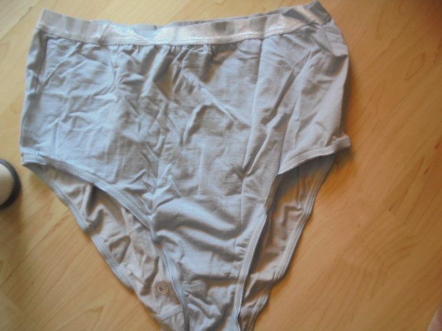 Sonstige Unterwäsche: 2 x Slip Gr. 50 Silbergrau NEU – Neu (gemäss Beschreibung) aus Hinwil von Glasperlen 1