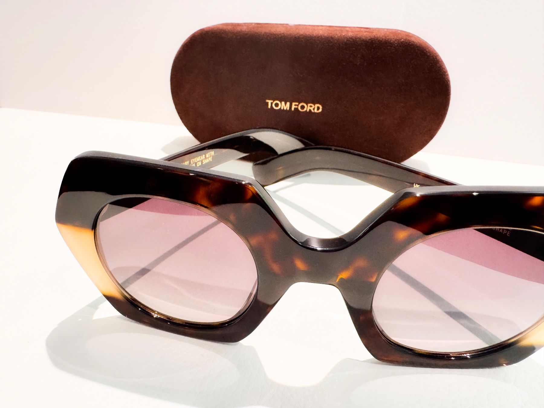 Brillen & Gläser: Sonnenbrille von KALEOS – Gebraucht aus Zürich von gregart 4
