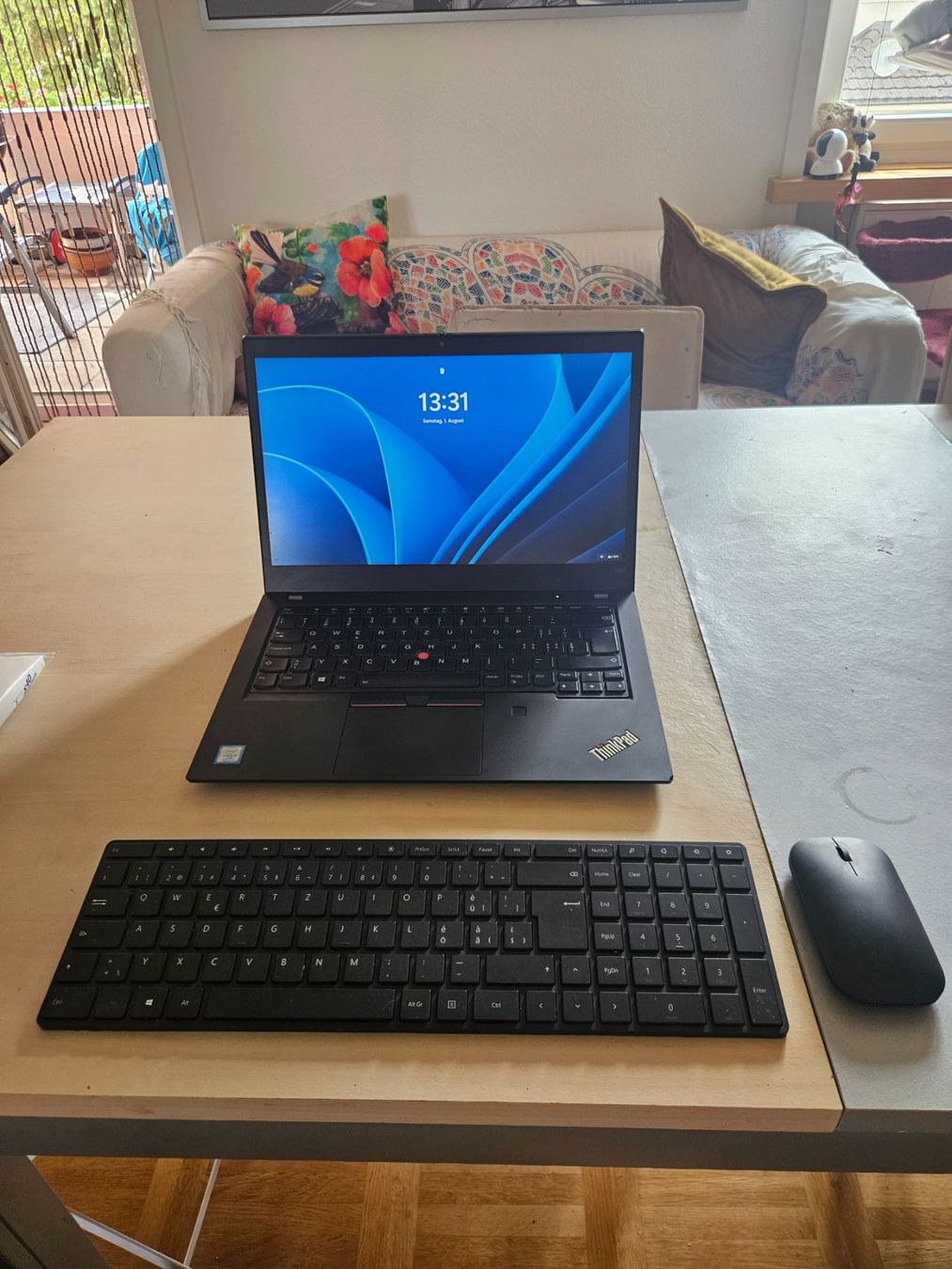 Lenovo Notebook: Homeoffice Set T490 inkl. Designer Keyboard / Maus / Tasche – Usato da Münchenstein venduto da lonerider 3