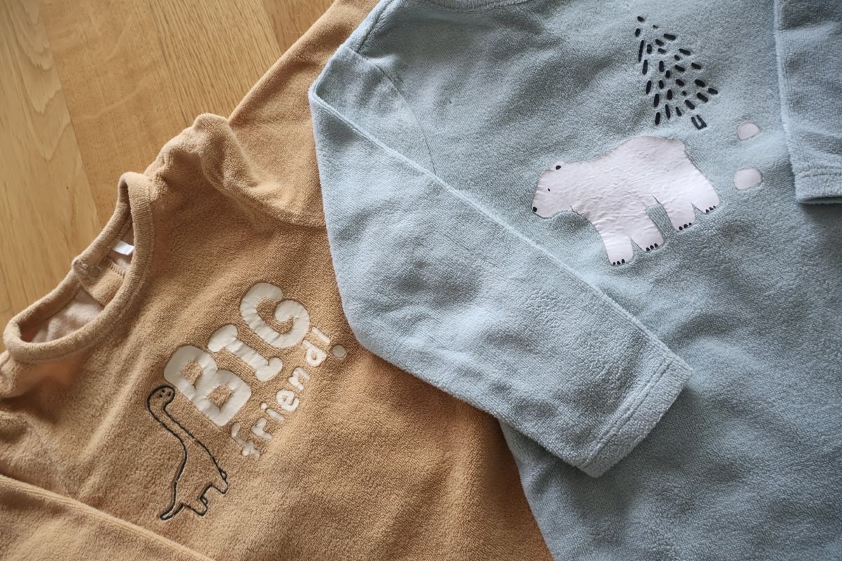 Pyjamas: Lot de 2 pyjamas bébé Orchestra 18M – D'occasion à Morges par cla_l2kk 1