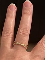 Jolie bague fine 56 plaquée torsadée neuve solide