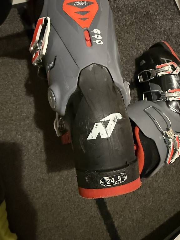 Scarpe da uomo: Skischuh 24.5 Nordica – Usato da Kriens venduto da mic_bv7y 1