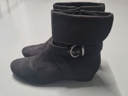 Schwarze Stiefeletten Ariane, Grösse 38, Wildlederimitat
