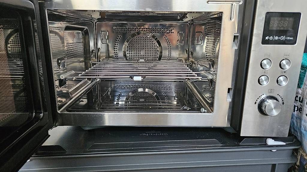 Micro-onde - Combi Grill - Four (D'occasion) à Gletterens pour CHF 50 ...