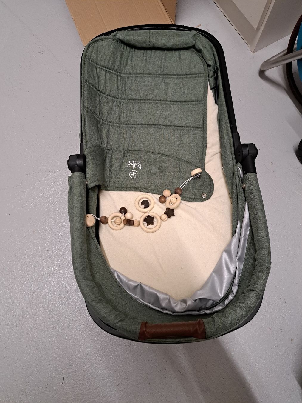 Carrozzine: Kinderwagen mit diversen Zubehör – Usato da Wynau venduto da ekr_6q62 1