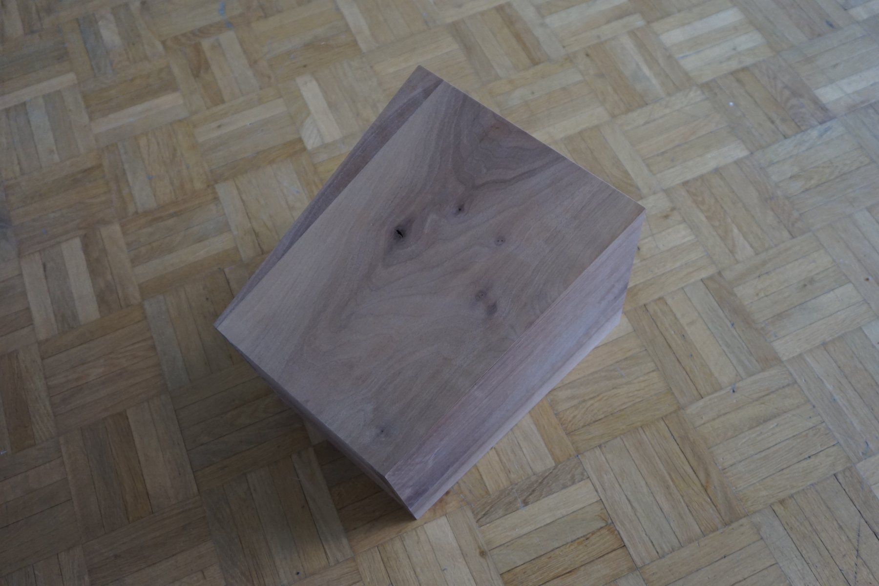Altro in Decorazioni & Accessori: Deko-Box aus Massiv Holz Nussbaum – Nuovo e nell'imballaggio originale da Giswil venduto da sowo60 3