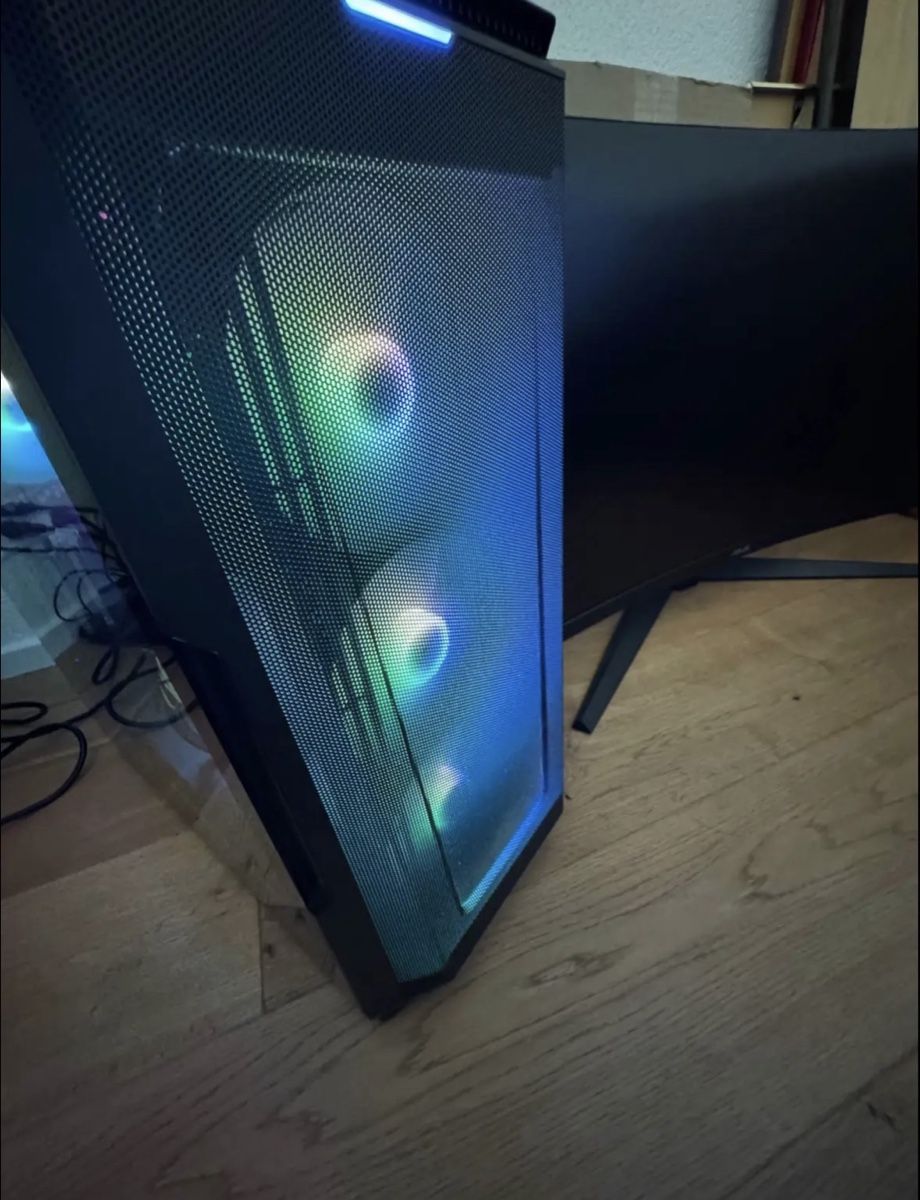 Custodie: Pc gaming – Usato da Assens venduto da eli_m8ct 4