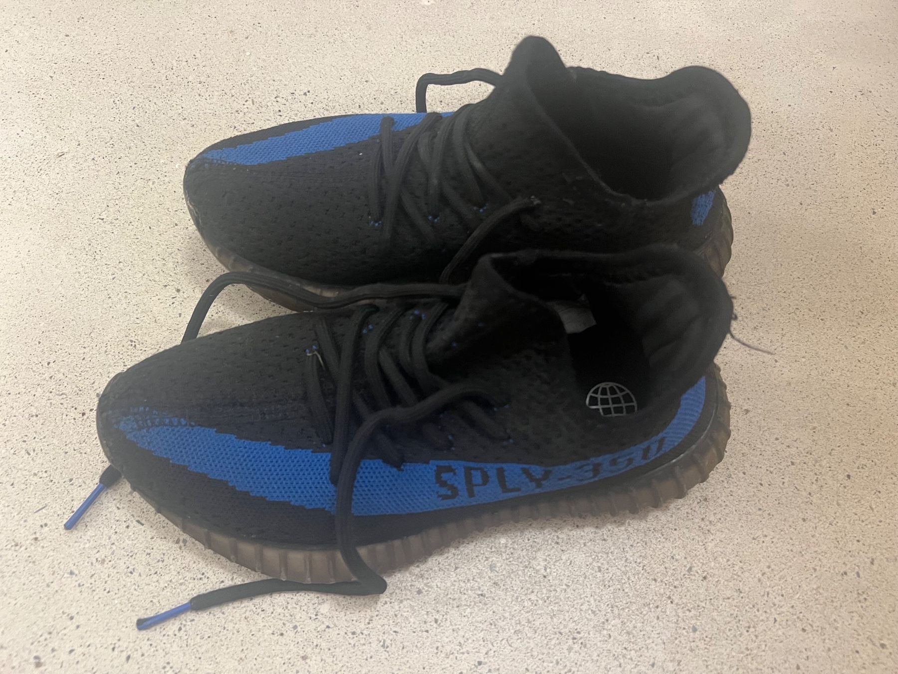Adidas Scarpe per ragazze: Adidas Sneakers Trainers Schuhe Gr 36 – Usato da Ebmatingen venduto da dartim 1