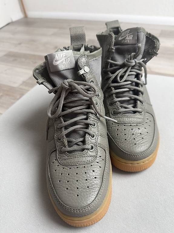 Herrenschuhe: Nike Schuhe – Gebraucht aus Niederlenz von Anita0113