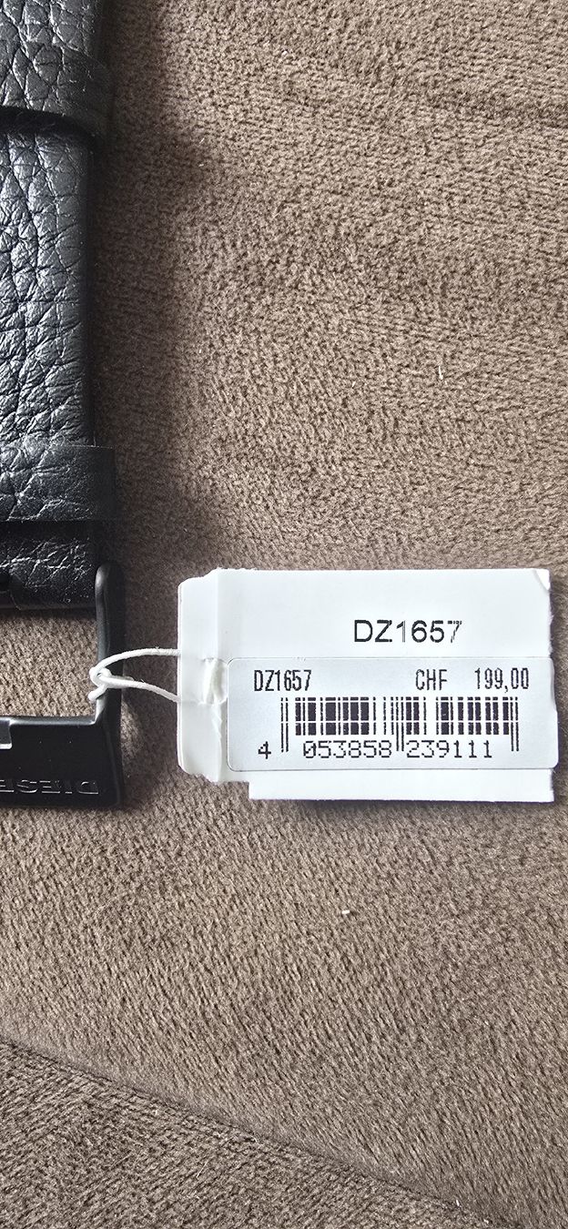 Diesel Orologi: Diesel Master Chief DZ1657 – Nuovo (secondo la descrizione) da Le Noirmont venduto da desoto55 1