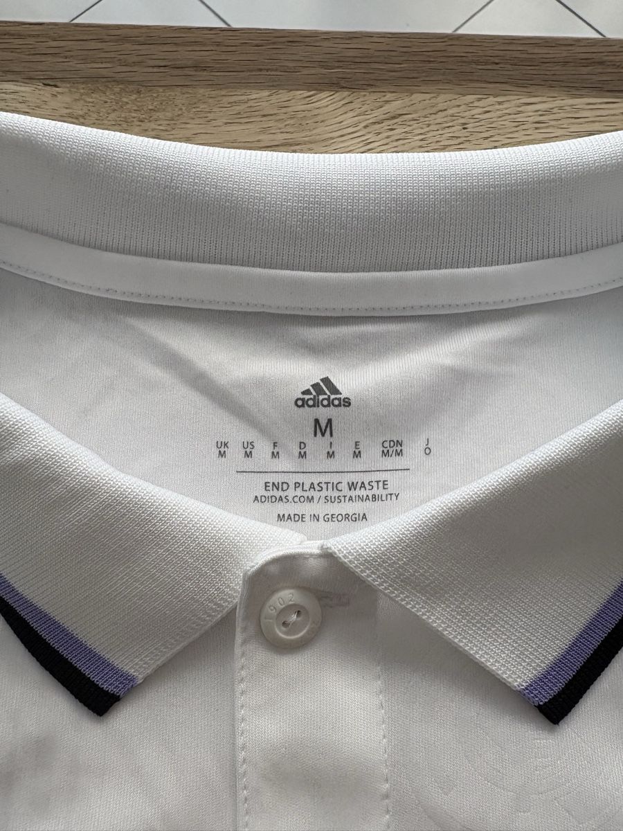 Real Madrid Canottiere & Pantaloni: Real Madrid Trikot 22/23 – Usato da Domat/Ems venduto da tim_lq6b 4