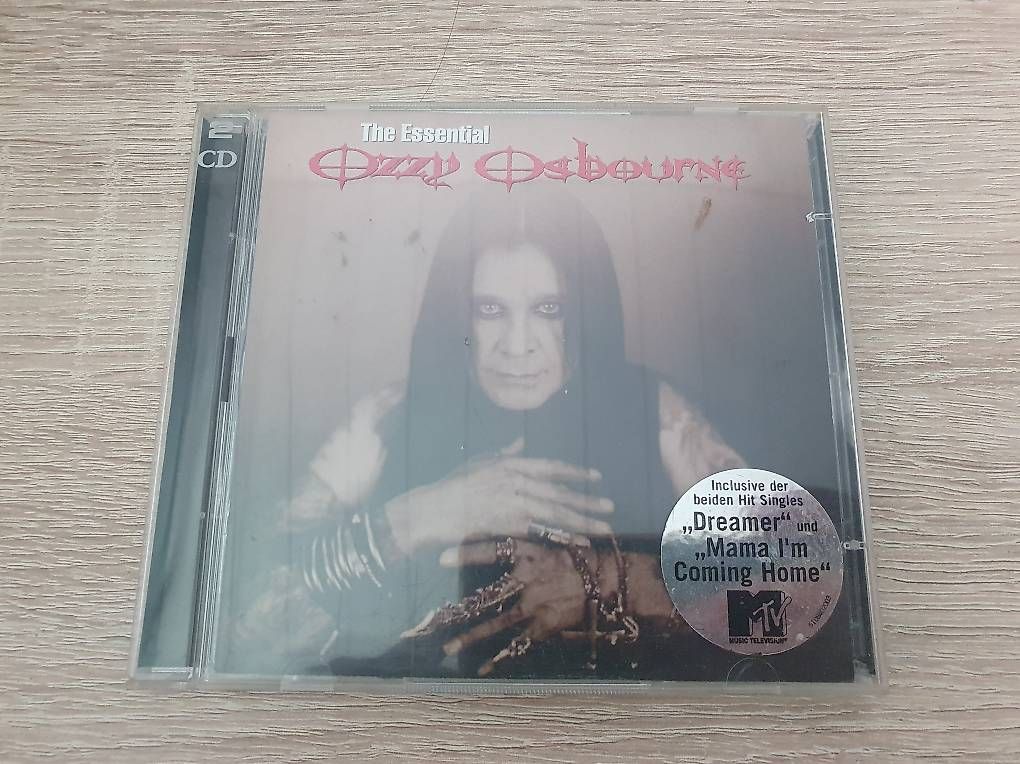CDs: Ozzy Osbourne - The Essential 2CDs – Gebraucht aus Alpnach Dorf von simtok77