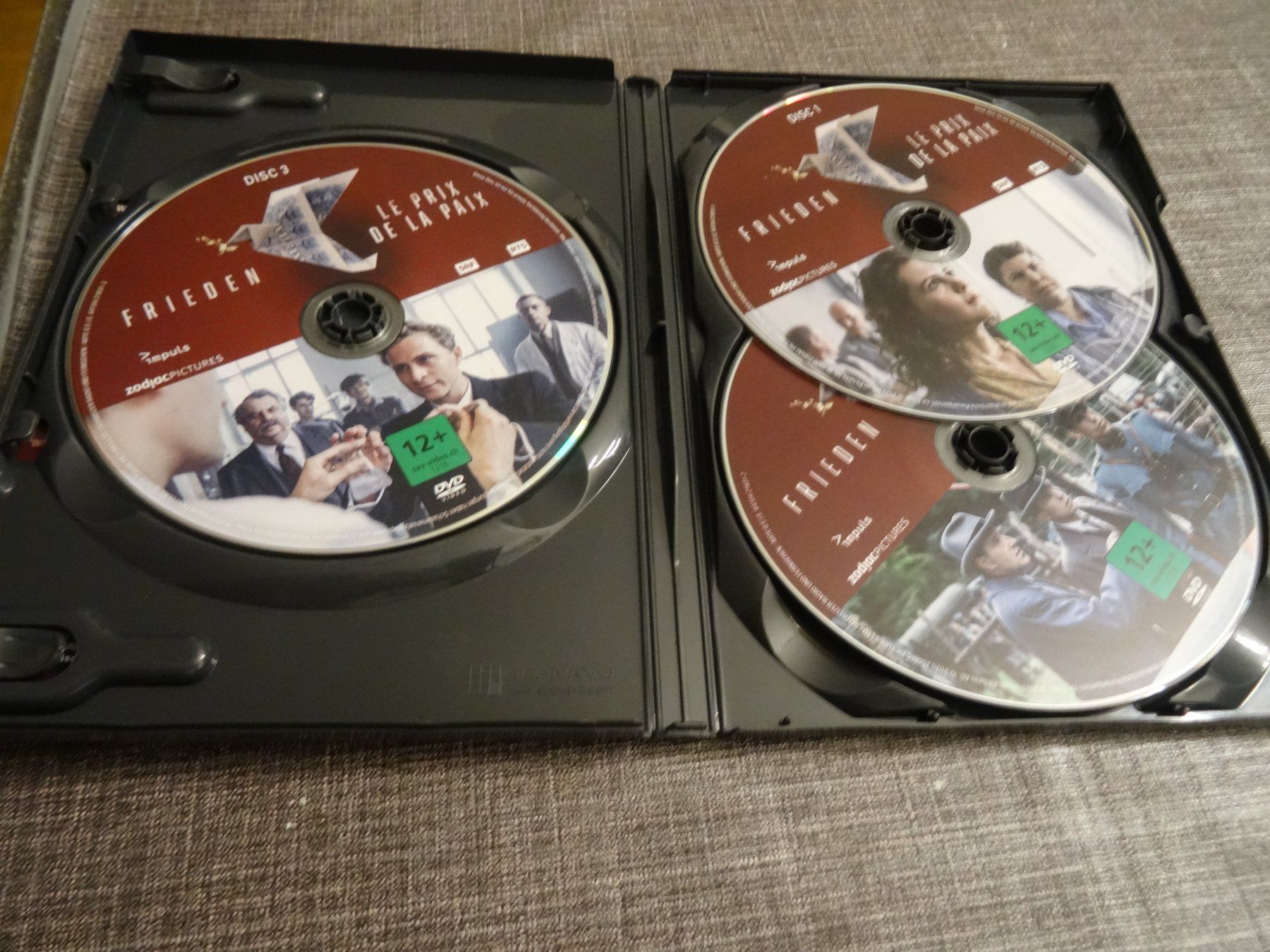 Alle DVDs: DVD Serie Frieden 3 DVDs SRF – Gebraucht aus Olten von Disc-Verkauf 1