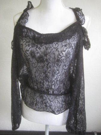 DAMEN  BLUSE   MIT   SPITZEN