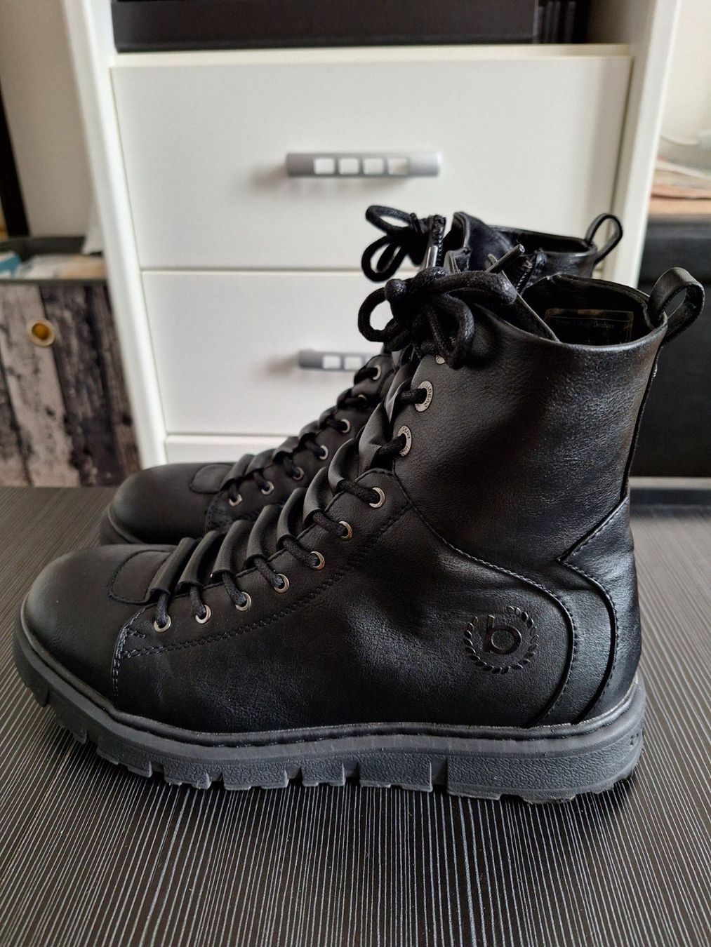 Bugatti Scarpe da donna: Coole Schnürboots Gr. 38 Bugatti – Usato da Worb venduto da nfsolutions 1