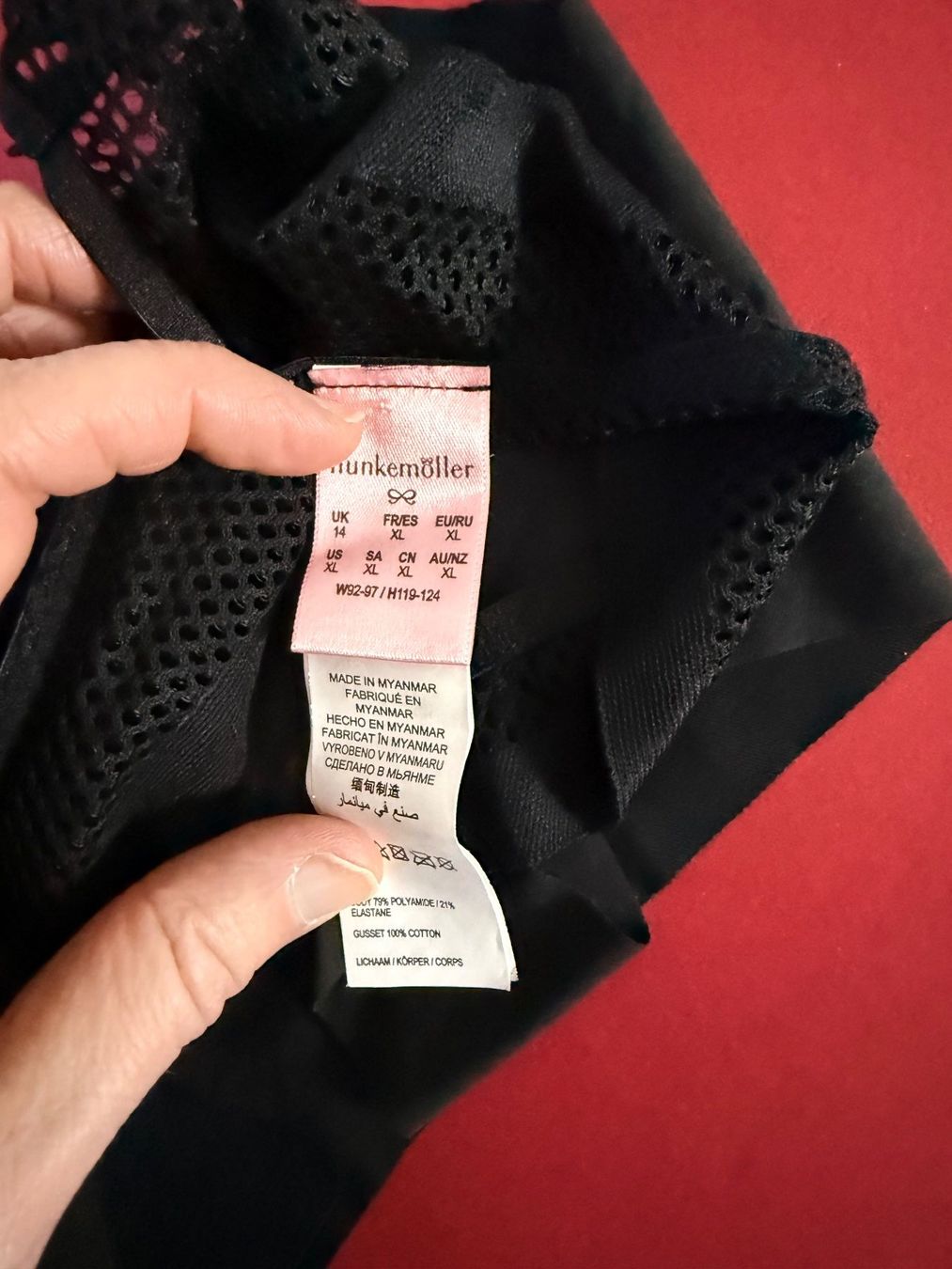 Hunkemöller Sonstige Unterwäsche: HUNKEMÖLLER, String, Grösse XL, Farbe Schwarz – Neu und originalverpackt aus Rudolfstetten von gst_g7xl 3