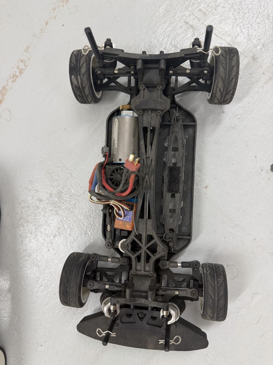 RC Kits de montage: RC-Auto Konvolut 1:10 – D'occasion à Wangen an der Aare par Flo_kaufm 5