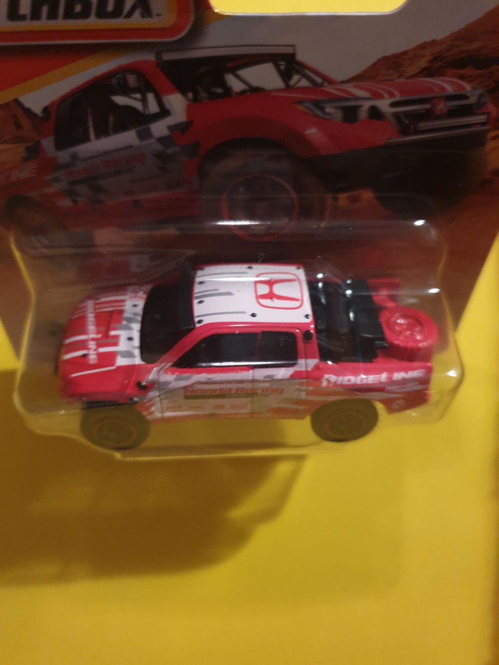 Matchbox Modellini d'auto: Matchbox 2015 HONDA RIDGELINE – Nuovo e nell'imballaggio originale da Oftringen venduto da Rotor 4