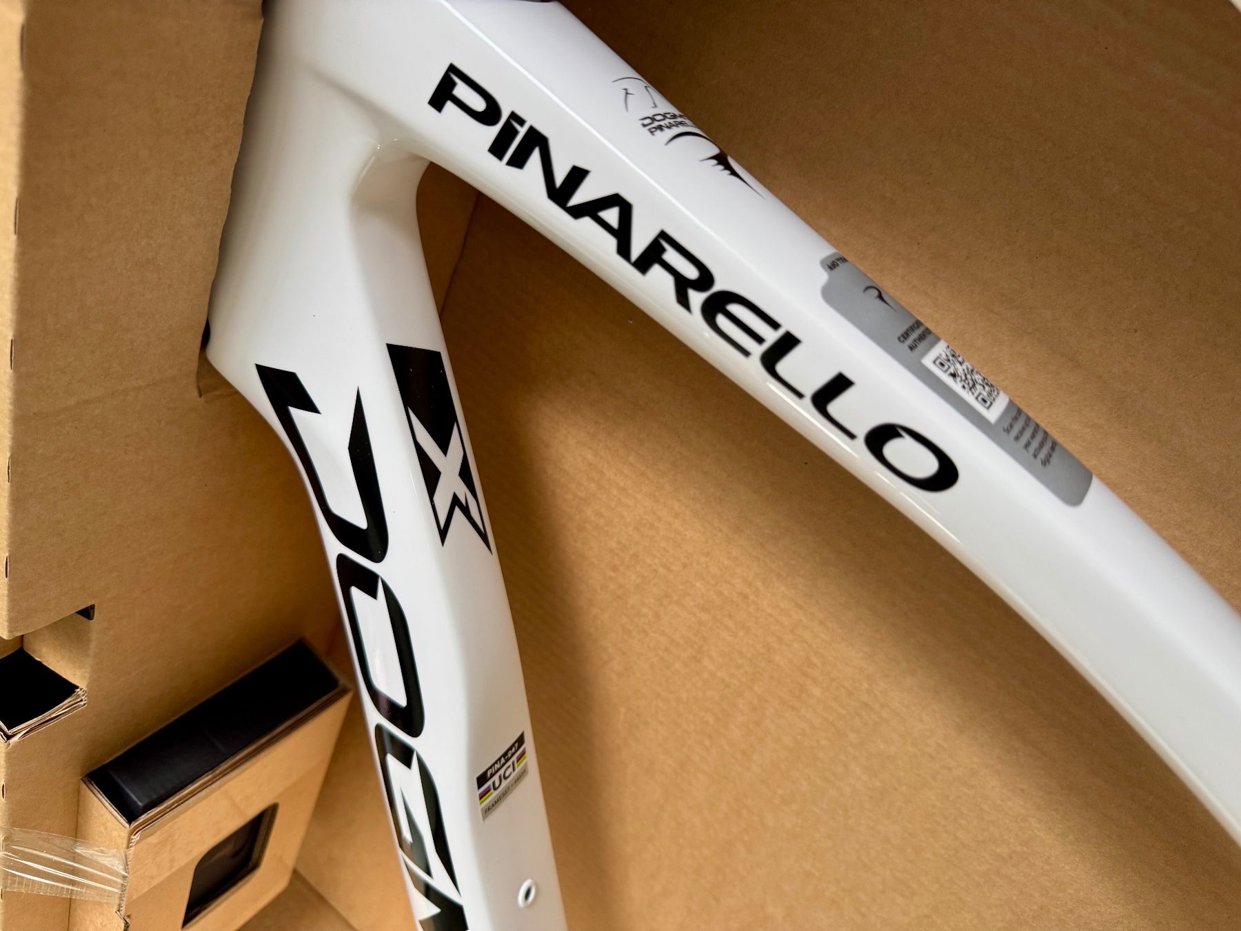 Pinarello Vélos: Pinarello Dogma X – Neuf avec emballage d'origine à Fully par passione_sportiva 3