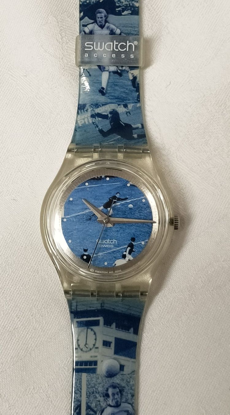 Swatch Orologi: Swatch - Stade de Suisse 2005 – Nuovo (secondo la descrizione) da Unterseen venduto da volpissimo 4