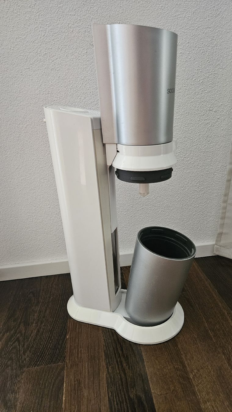 Sodastream Appareils de cuisine: SodaStream Crystal inkl. 2 Glaskaraffen – D'occasion à Neunkirch par shortina 1
