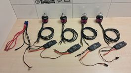 Motoren, Geschwindigkeitsregler, Controller, Kabel.