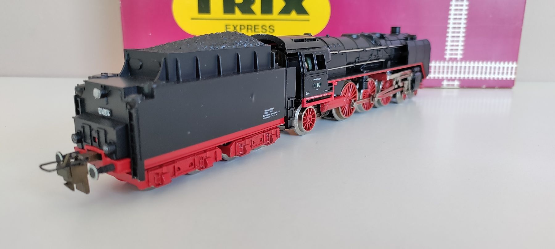 Trix Modellini di ferrovie: Trix-Express Dampflokomotive"BR·01·001"|Art.2204|neuwertig – Usato da Boswil venduto da MAF_952 3