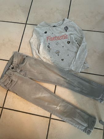 C&A Set, Gr. 122/128, Grau Jeans und Shirt, Top!
