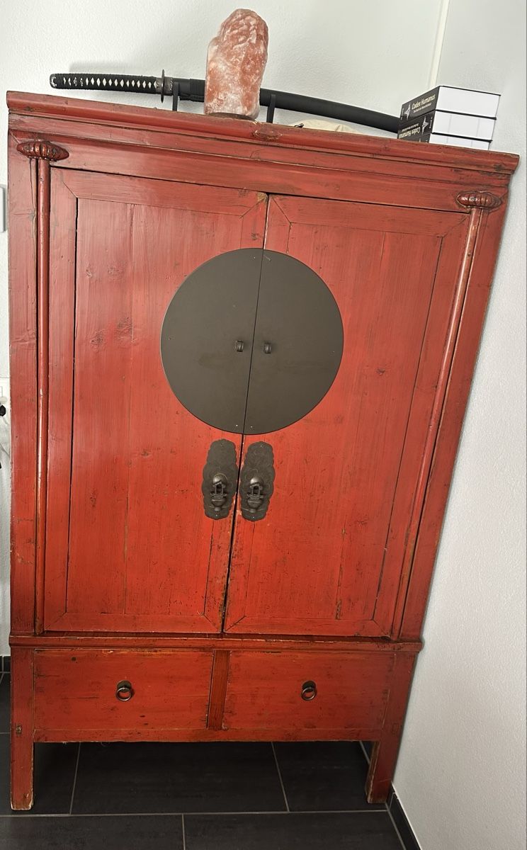 Armadi: Chinesische Schrank – Usato da kaiseraugst venduto da samuele07