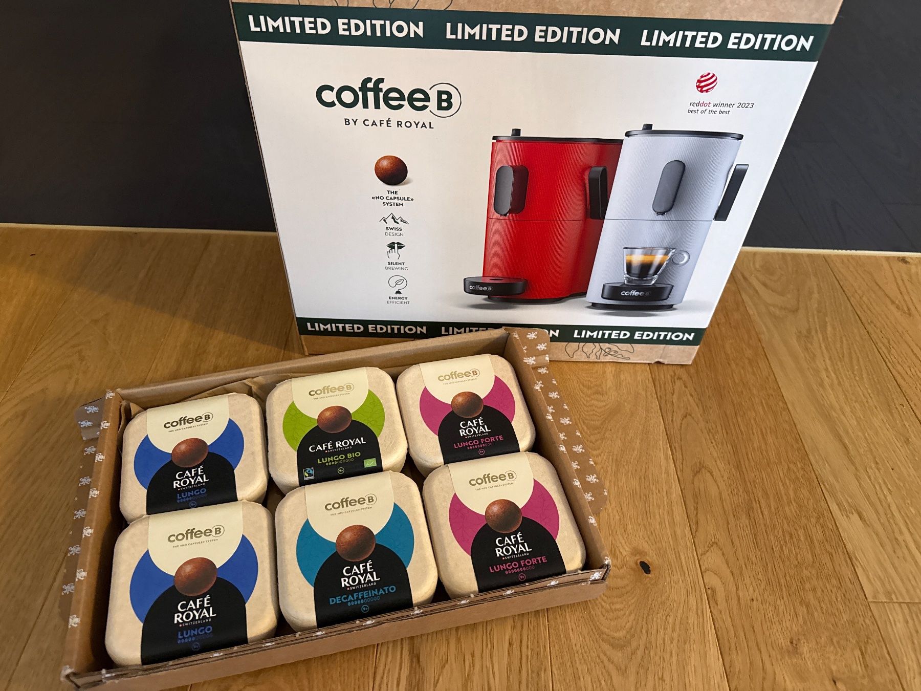 Coffee B Macchine per caffè & Macchine per espresso: NEU! CoffeeB Globe Kaffeemaschine + Kaffeeballs – Nuovo e nell'imballaggio originale da Schönenwerd venduto da d.chiara