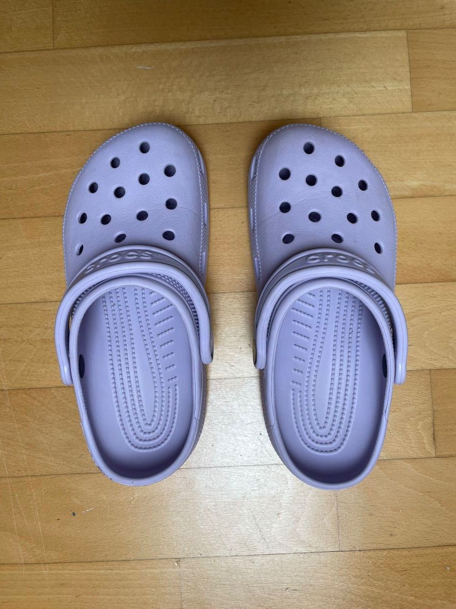 Scarpe da uomo: Crocs Original, M:5, W:7, Lila – Usato da Urdorf venduto da riwoco