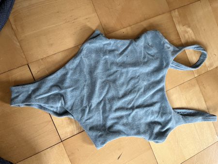 Top Zustand! Grauer Damen Badeanzug, Grösse 36/S