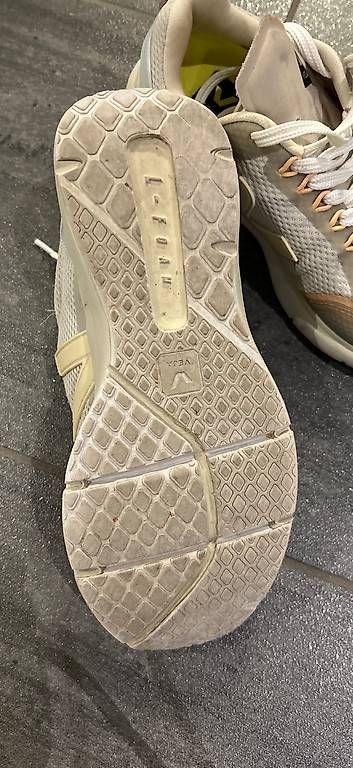 Damenschuhe: Veja Schuh Gr 38  – Gebraucht aus Gränichen von Robei 1